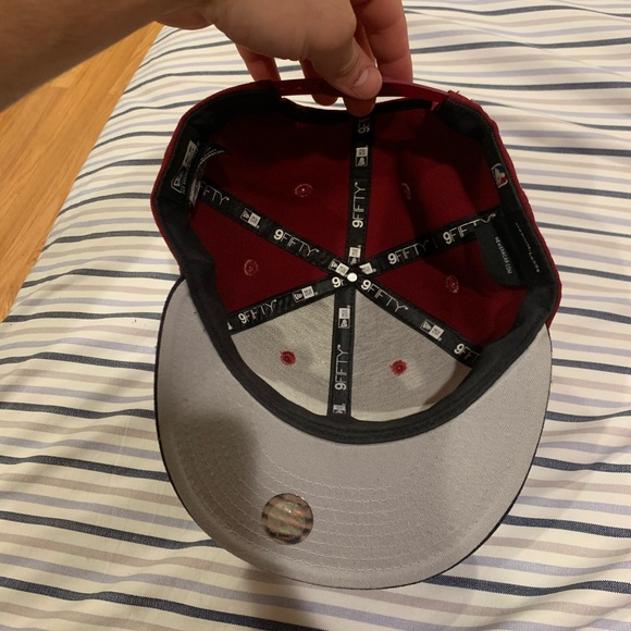 Cavaliers SnapBack Hat - Picture 2 of 3